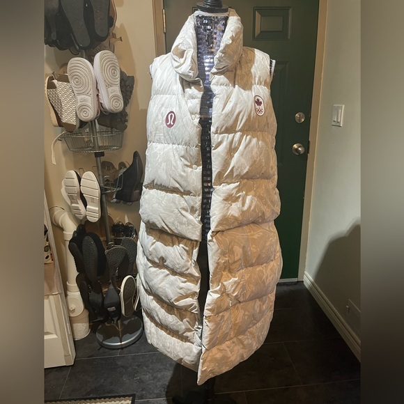 lululemon athletica Jackets & Coats Lululemon Team Canada